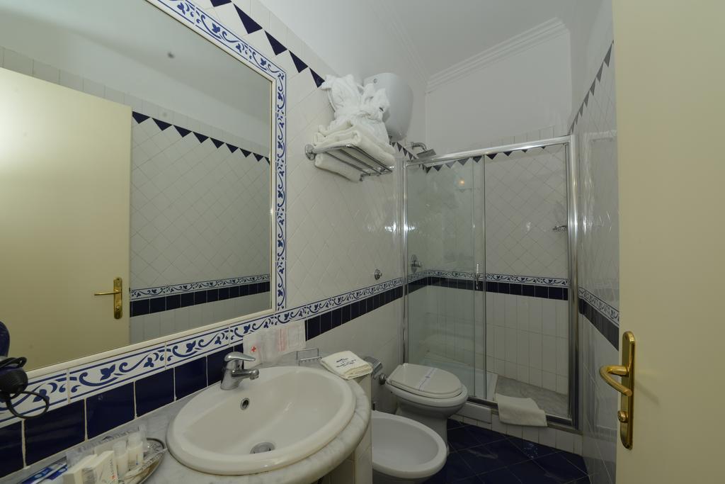 Chambre Double ou Lits Jumeaux