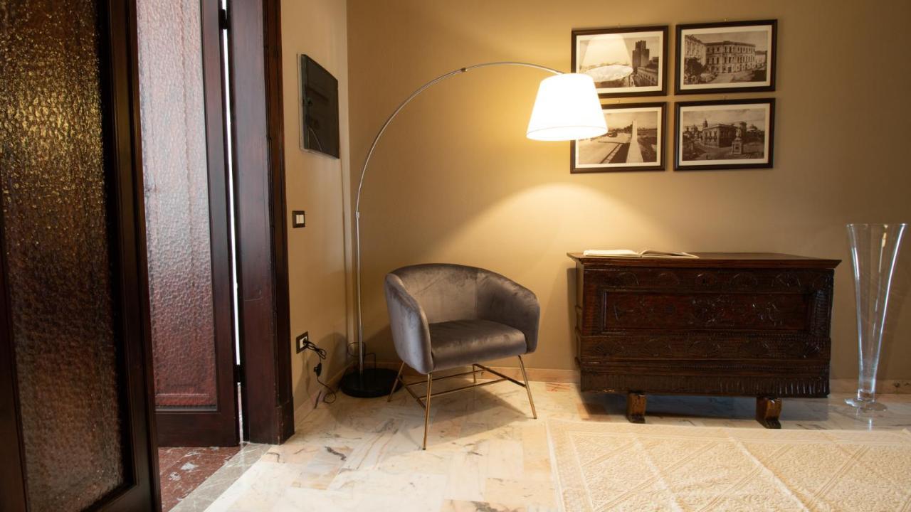 Camera Matrimoniale con Bagno Privato Esterno