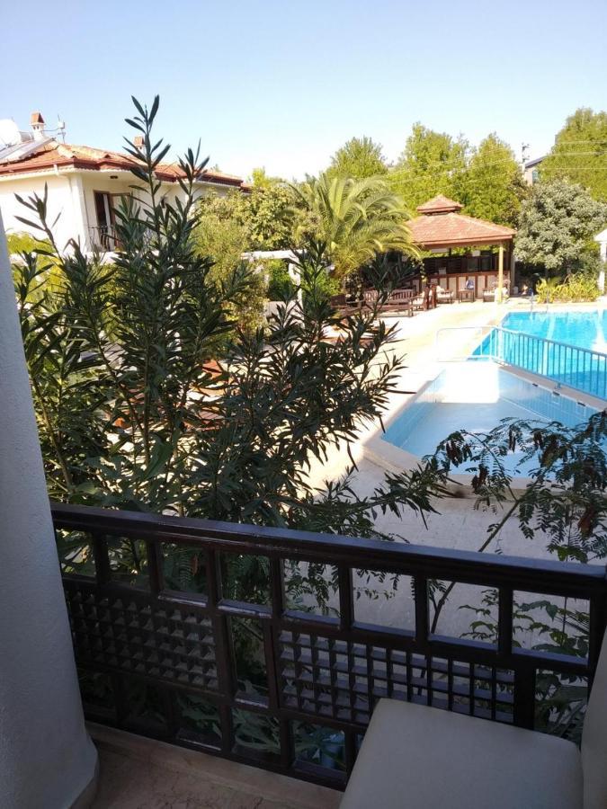 One-Bedroom Apartment,1558121473:JPEG