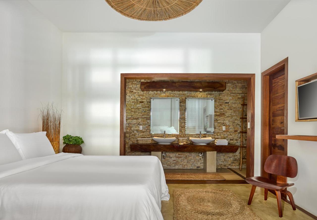 Suite with Garden View