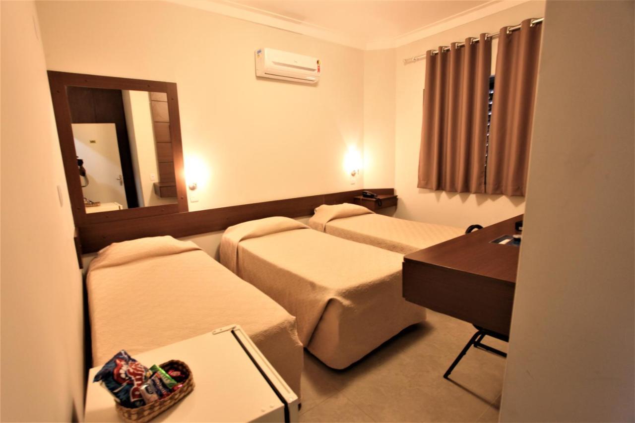 Quarto Triplo Luxo