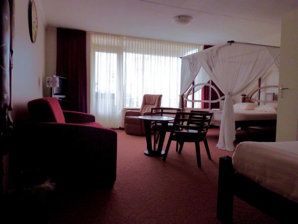 Familiesuite (5 Volwassenen)
