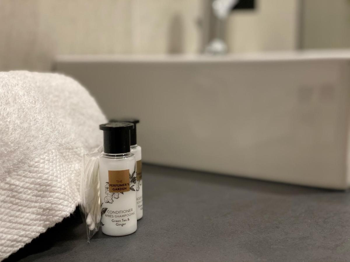 Chambre Confort Accessible aux Personnes à Mobilité Réduite