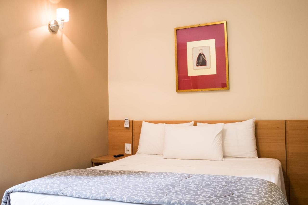 Luxury Single Room,1111166937:JPEG