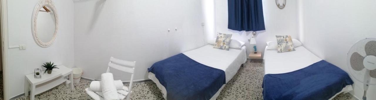 Zweibettzimmer mit Gemeinschaftsbad