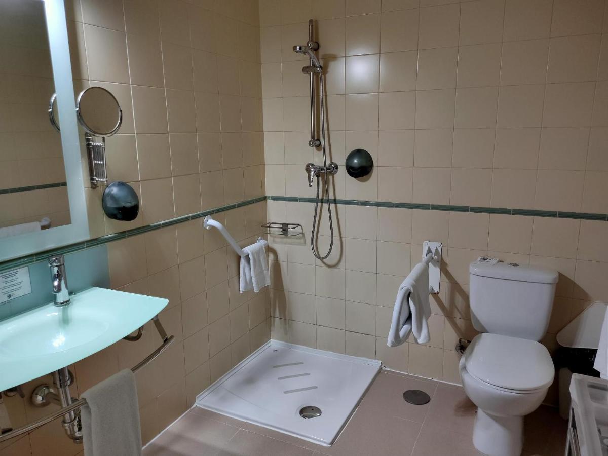 Habitación Doble adaptada para personas con discapacidad - 2 camas
