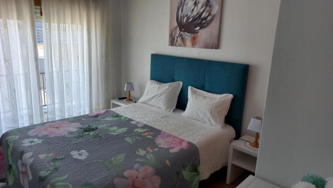 Quarto Duplo com Casa de Banho Privativa