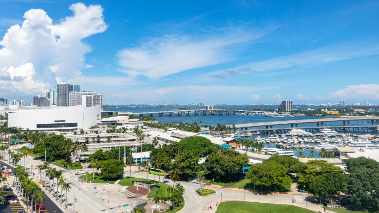 Playful Suite mit Blick auf die Bucht