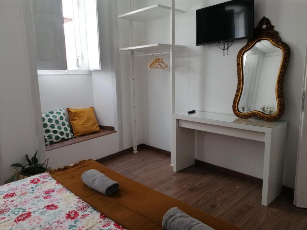 Tweepersoonskamer met een Eigen Externe Badkamer