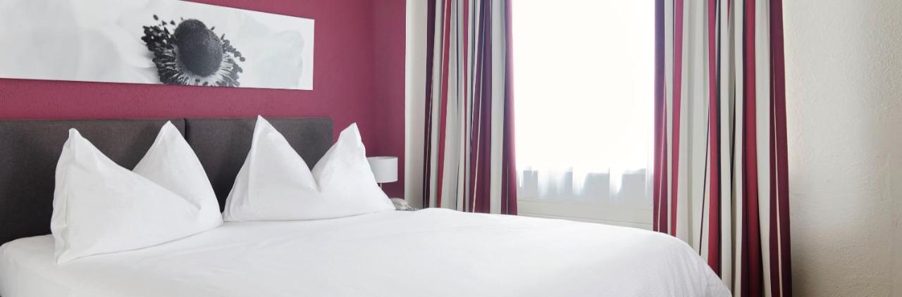 Kleines Zweibettzimmer