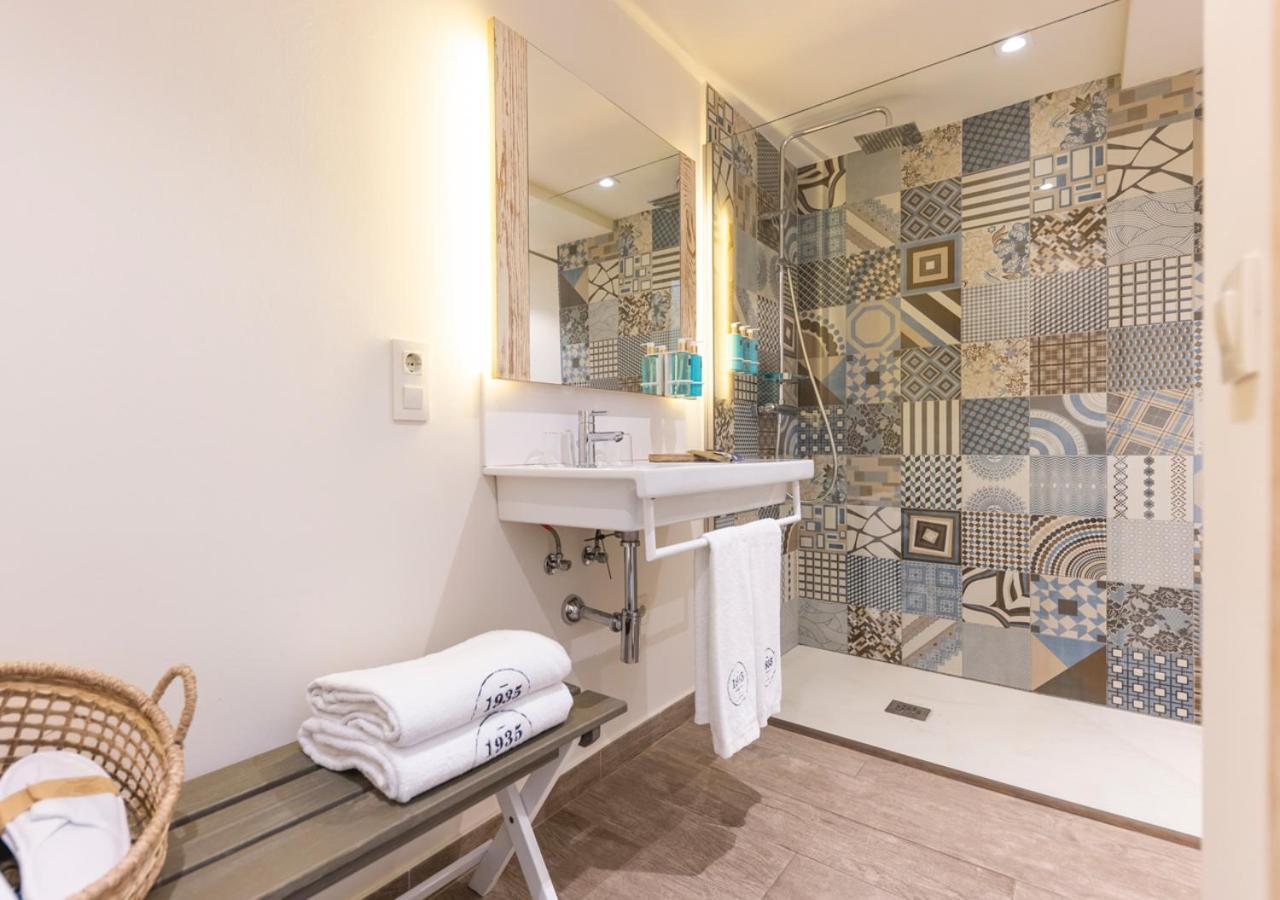 Double or Twin Room,1132472796:JPEG