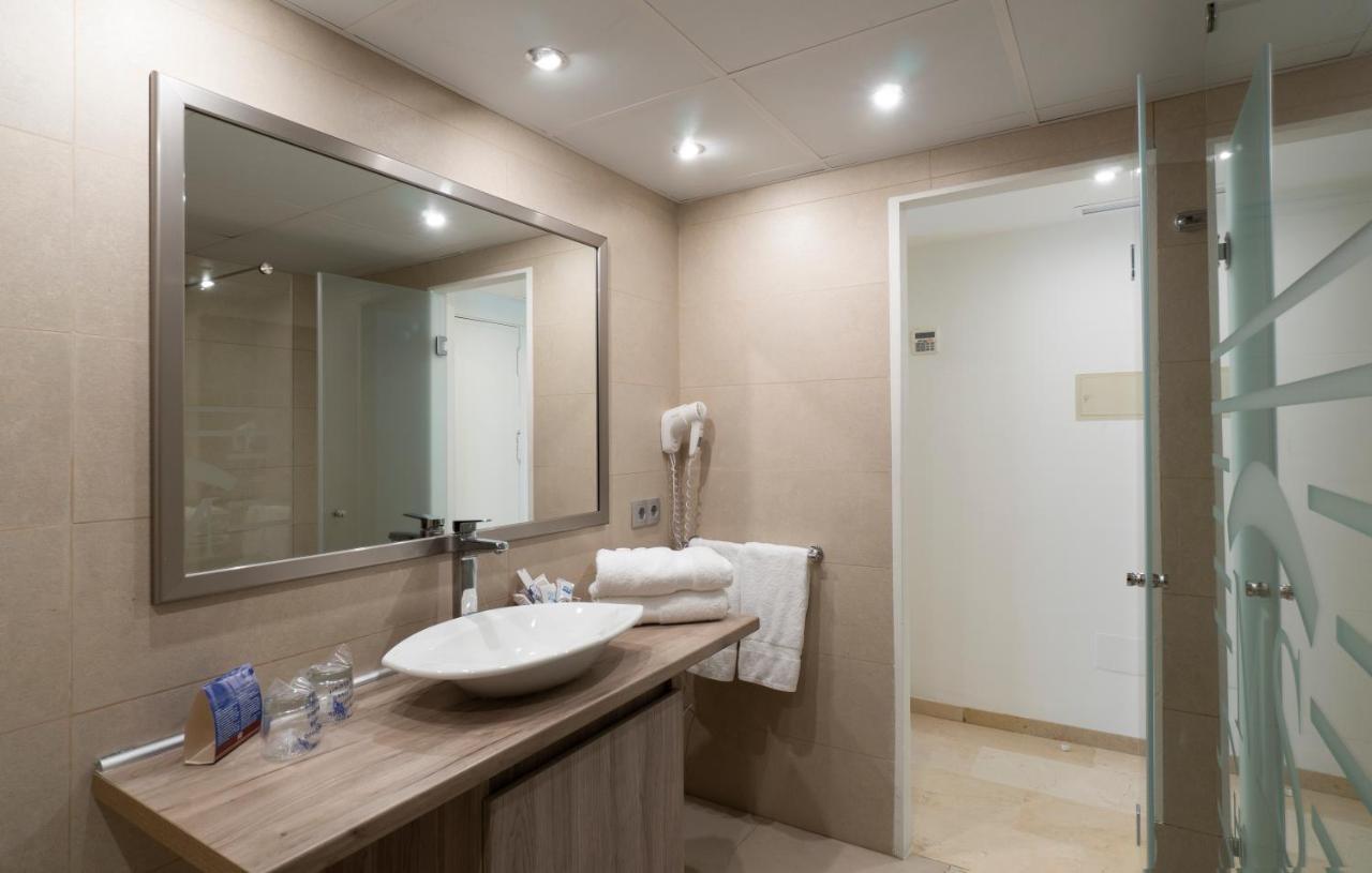 Junior Suite with Partial Sea View,1129991640:JPEG