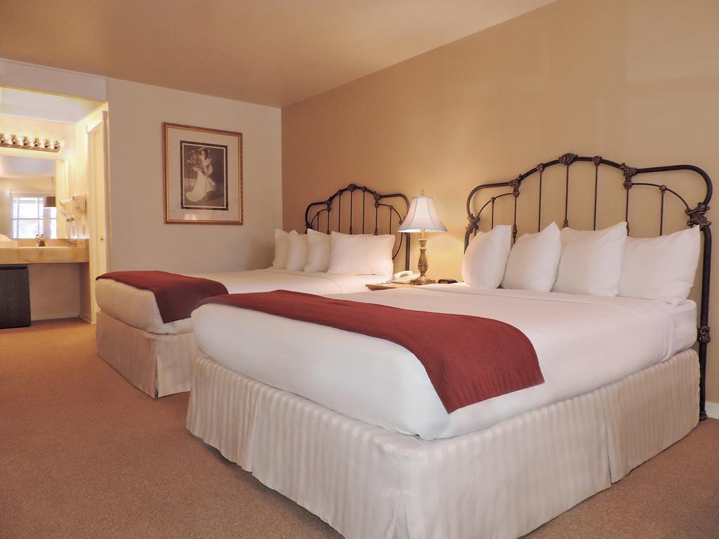 Classic Two Queen Bed