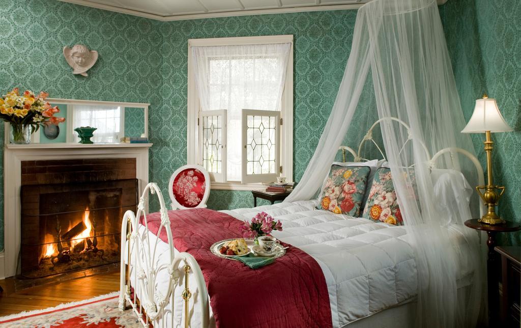 Sunol Room