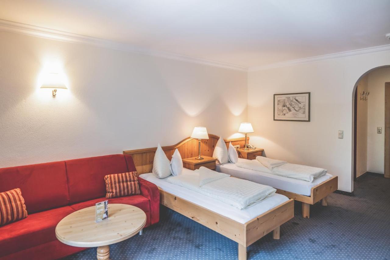 Large Double or Twin Room,1133408661:JPEG