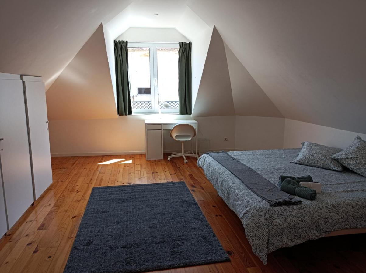 Quarto Duplo com Casa de Banho Partilhada