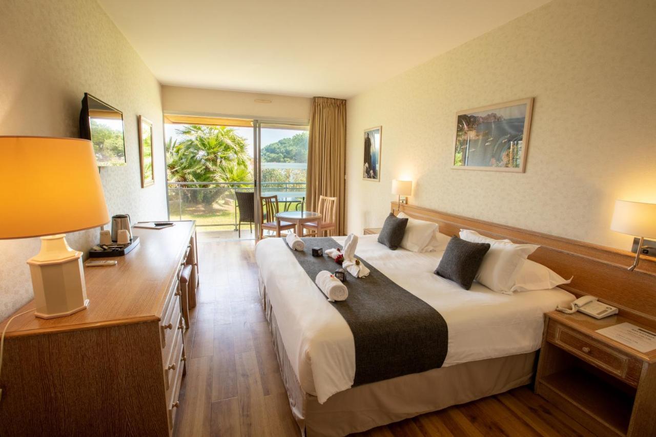 Chambre Double Confort avec Terrasse - Vue sur Jardin