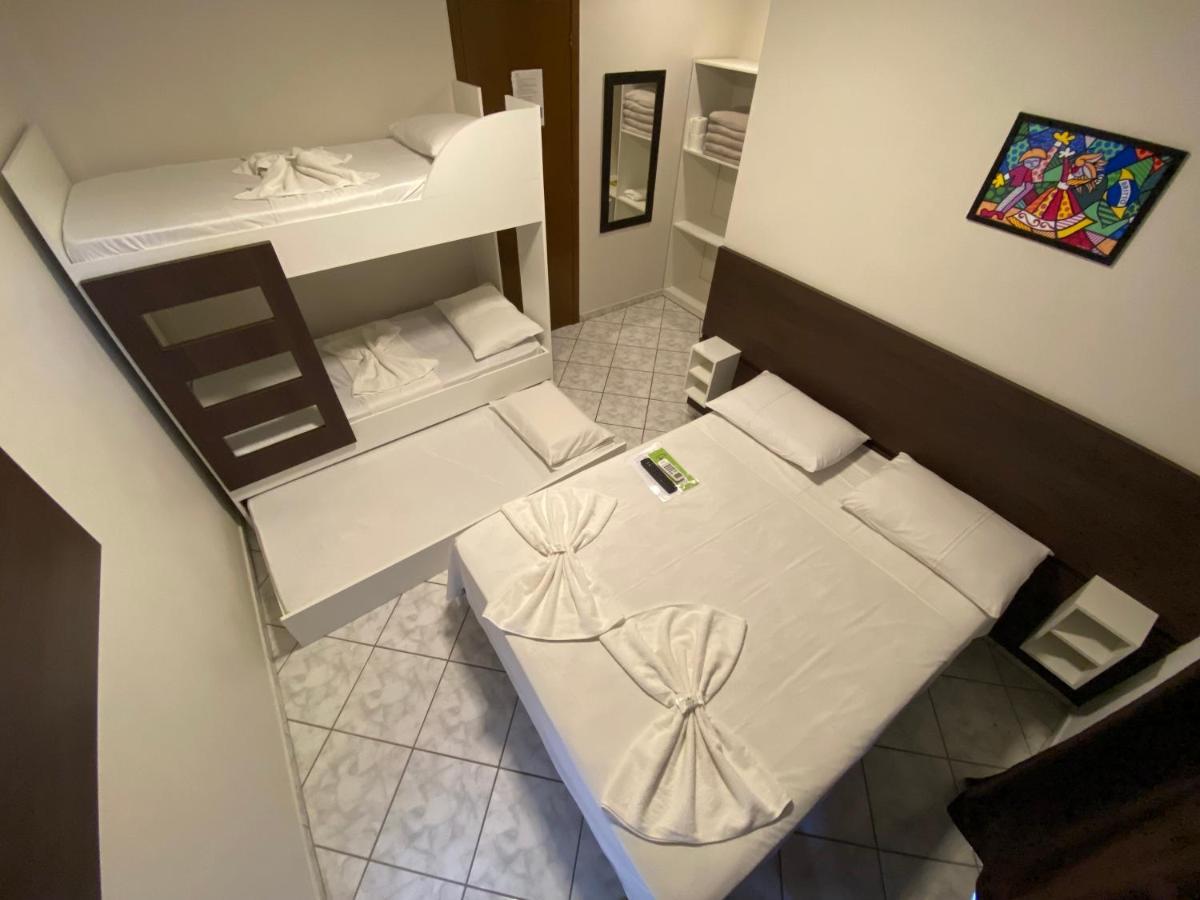 Family Room,1079517628:JPEG