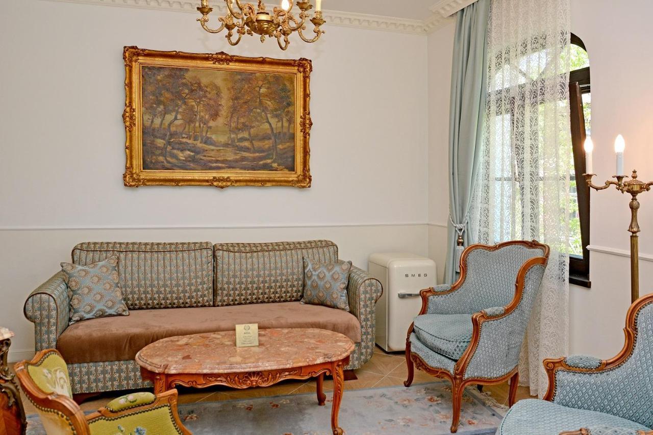 Suite mit Kingsize-Bett und Balkon