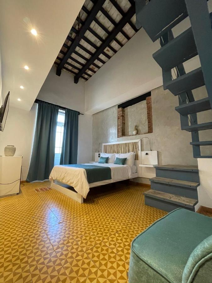 Suite Familiar con balcón