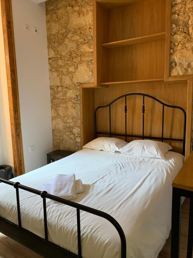 Quarto Duplo com Casa de Banho Privativa