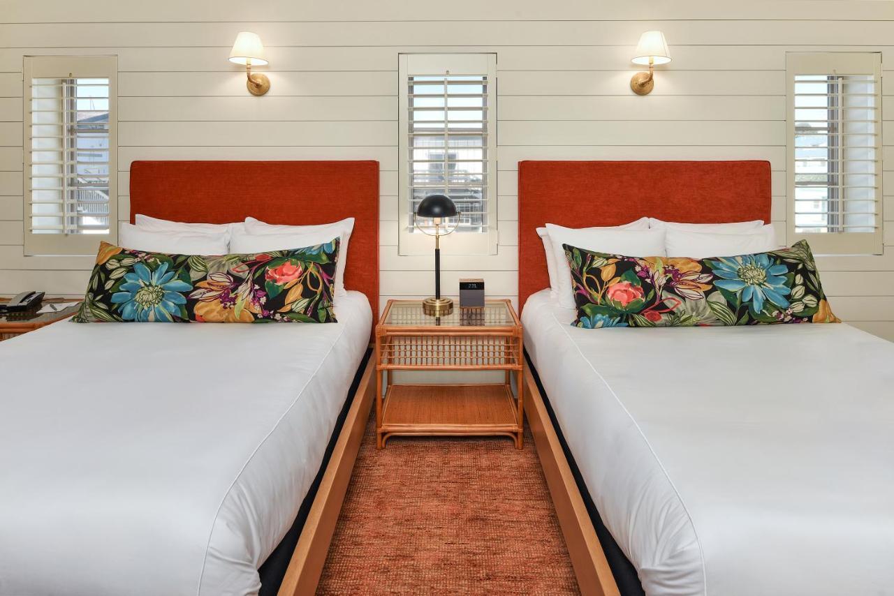 Double Bed - Town View