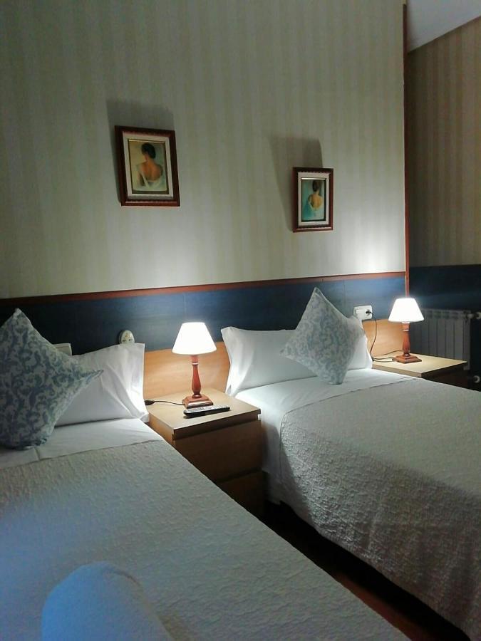 Twin Room with Shared Bathroom