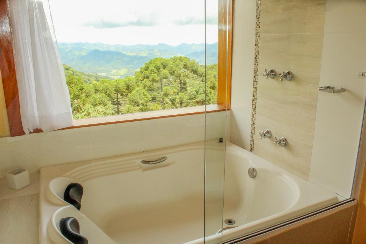 Suíte com Vista para a Montanha