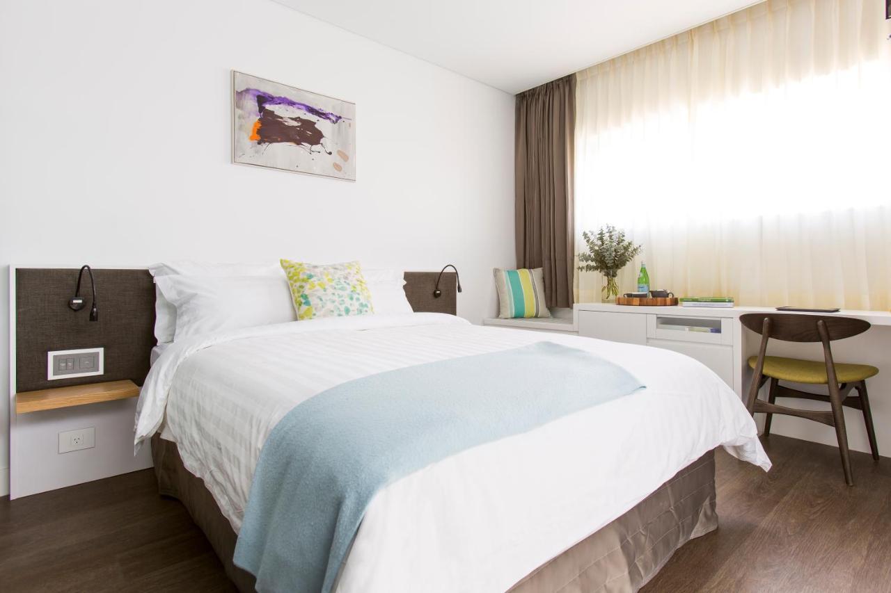 Chambre Lit Queen-Size Standard - Non-Fumeurs