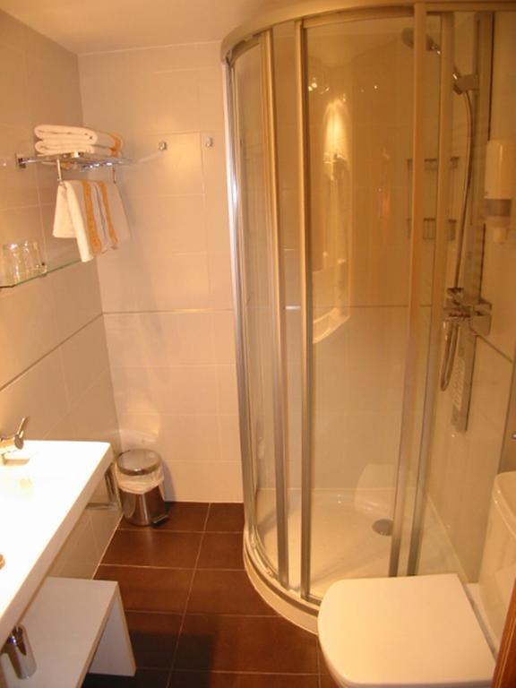 Double Room,114845627:JPEG