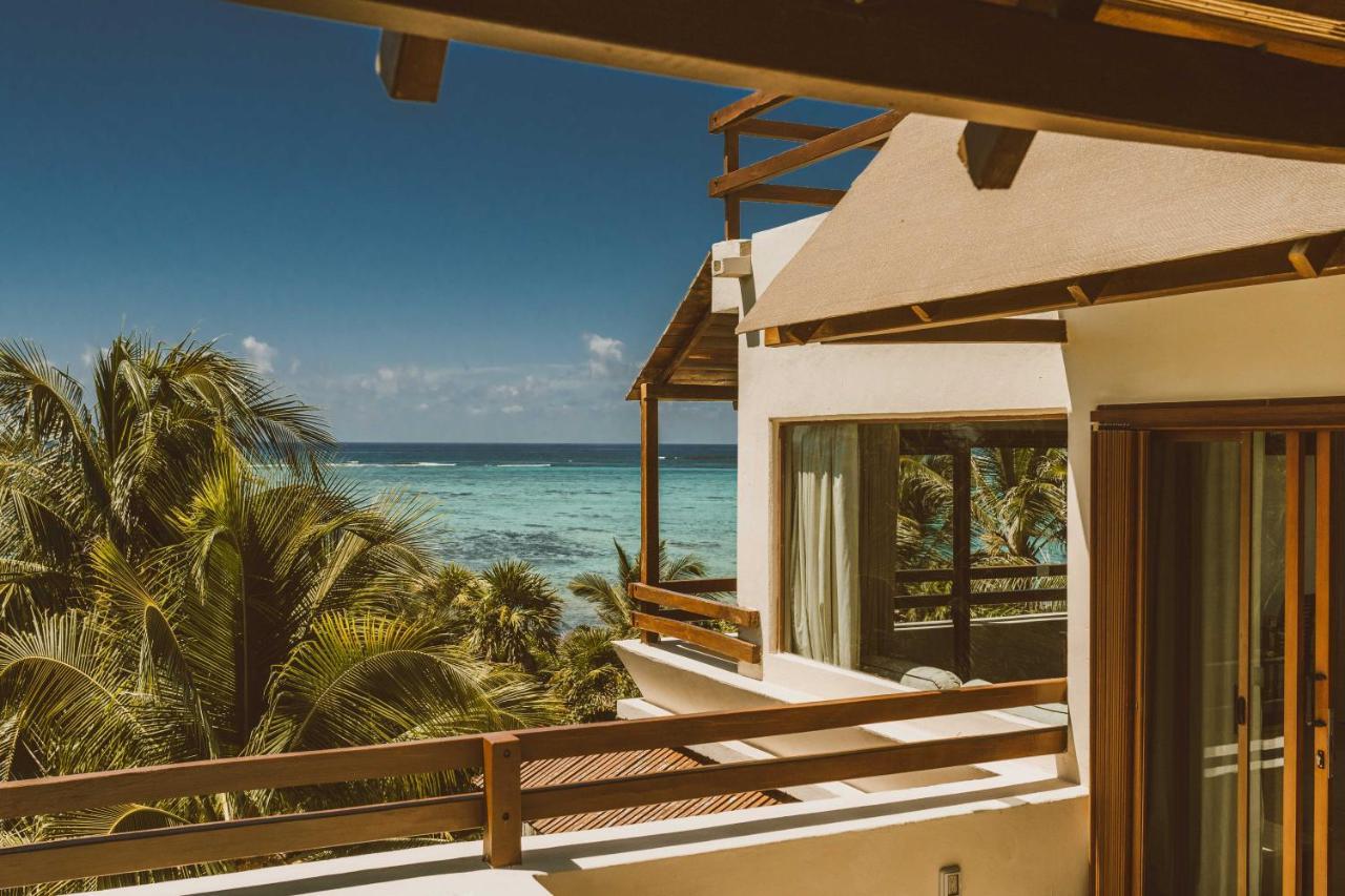 Deluxe Suite with Sea View