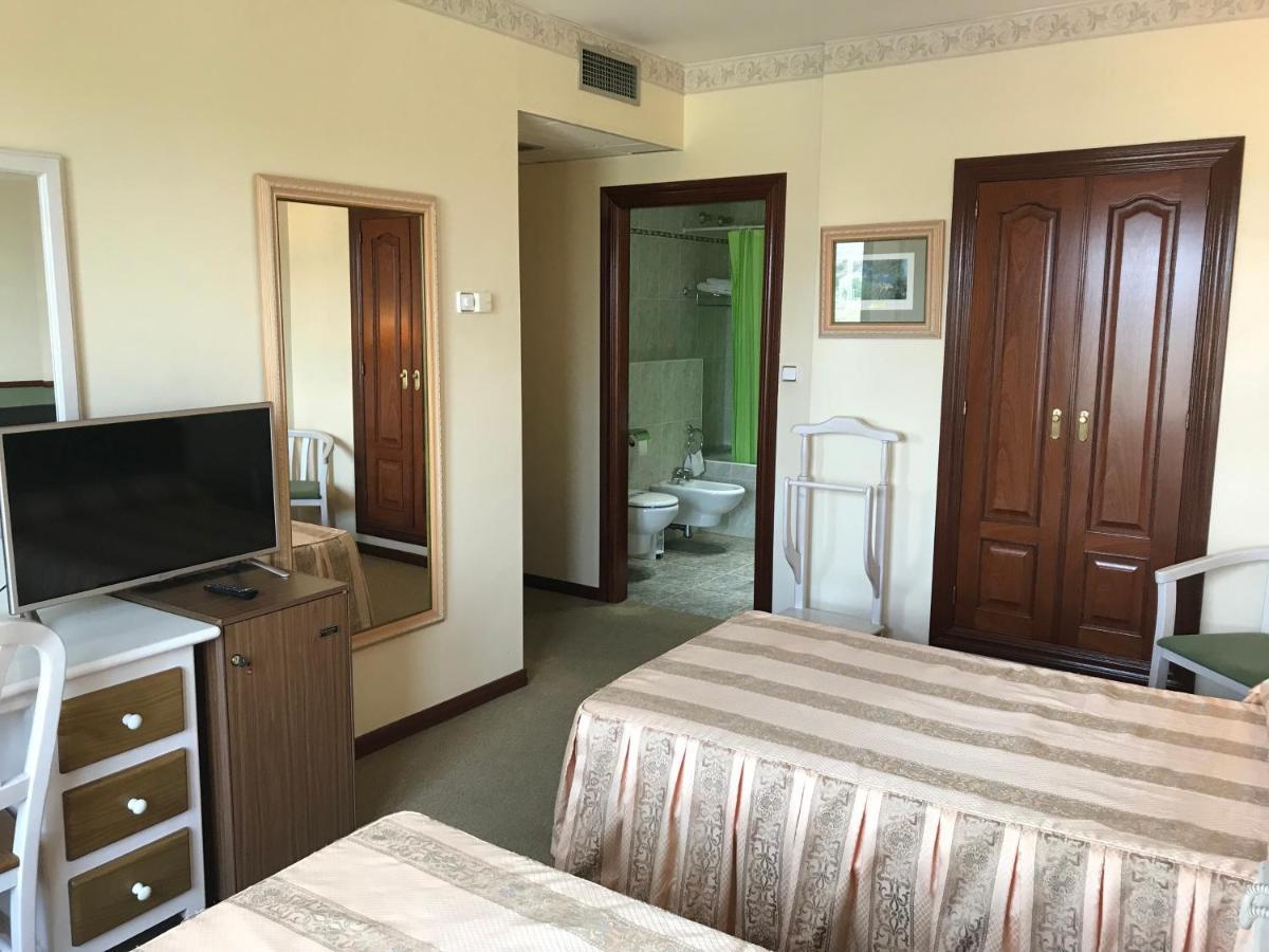 Double or Twin Room,1584518365:JPEG