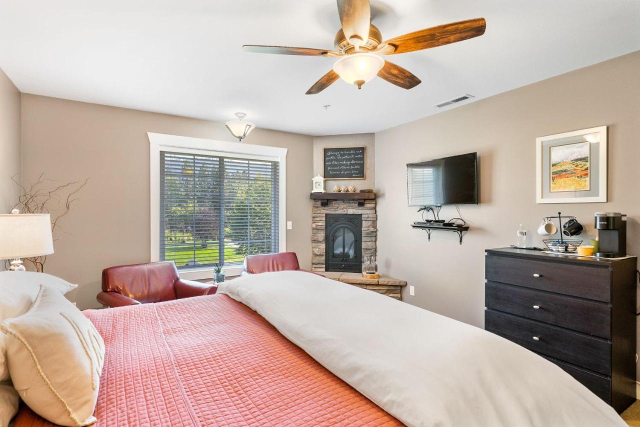 King Suite with Spa Bath