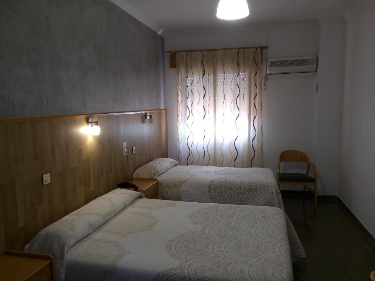 Habitación Doble con cama supletoria - 1 o 2 camas