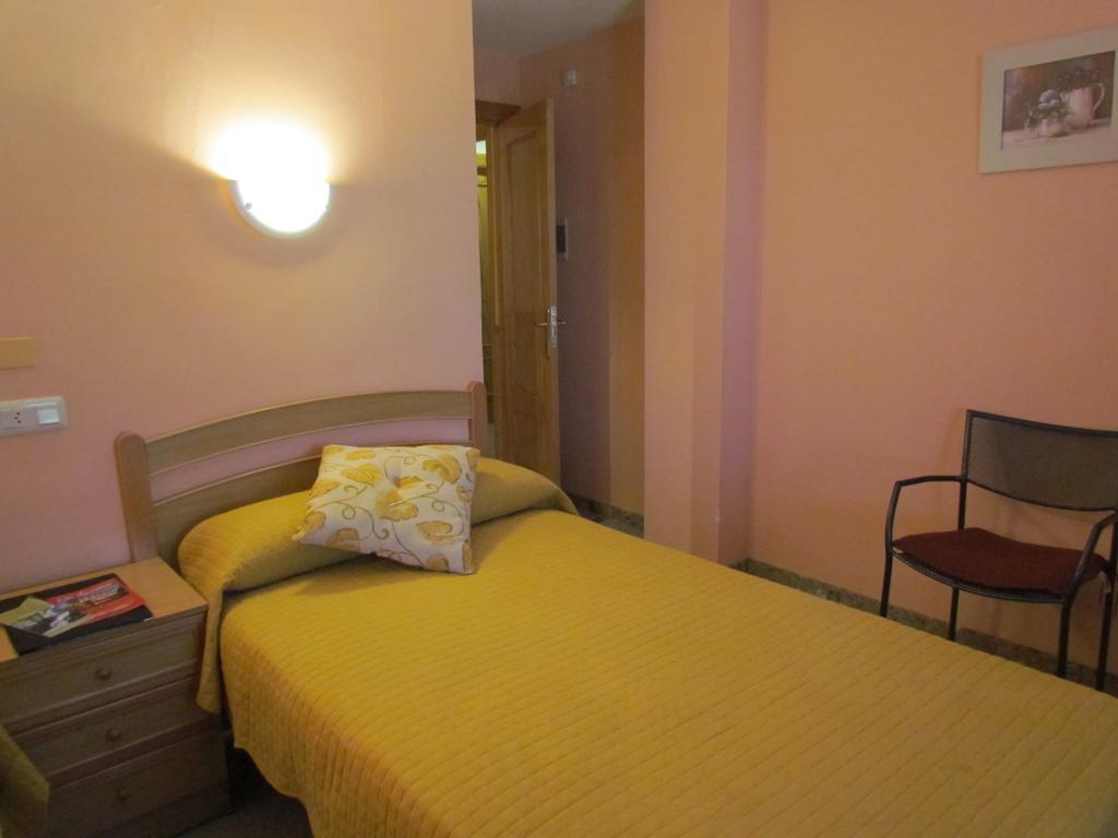 Habitación Individual Básica con baño