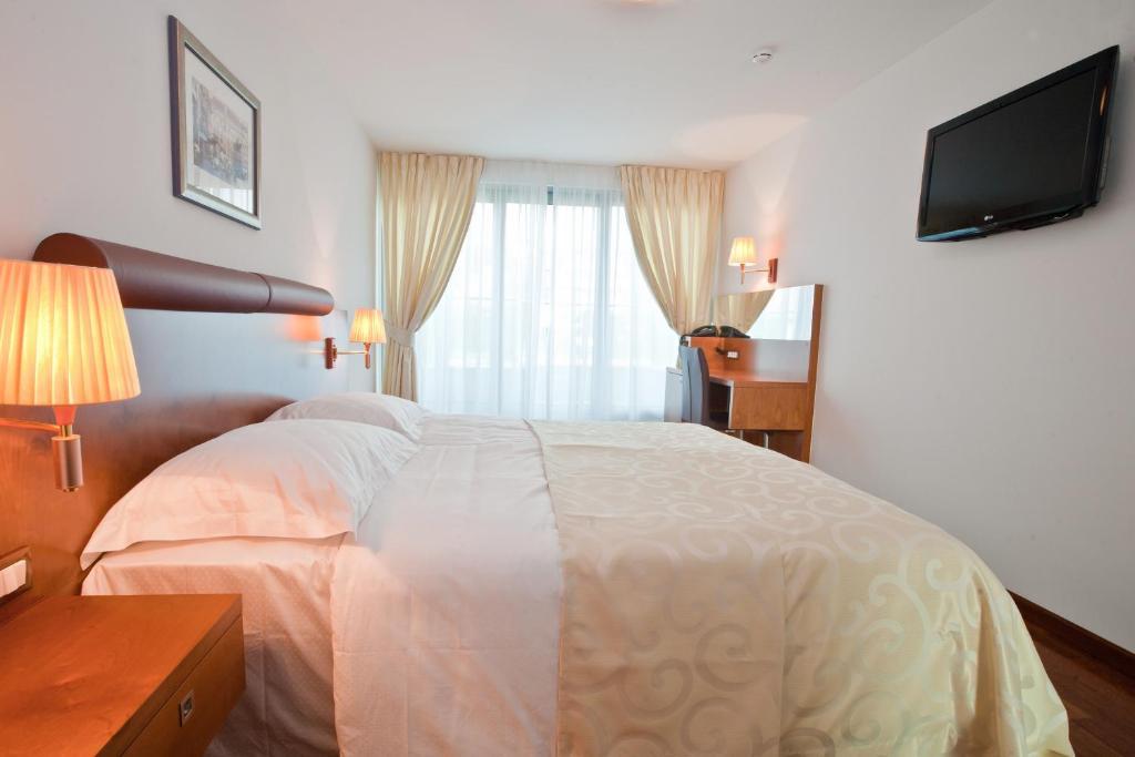 Zweibettzimmer