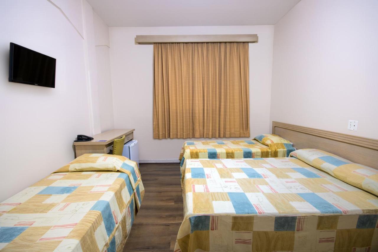 Quarto Família