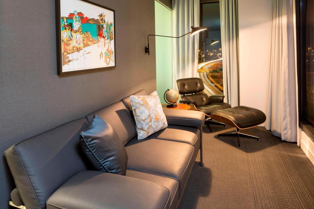 Executive King Suite