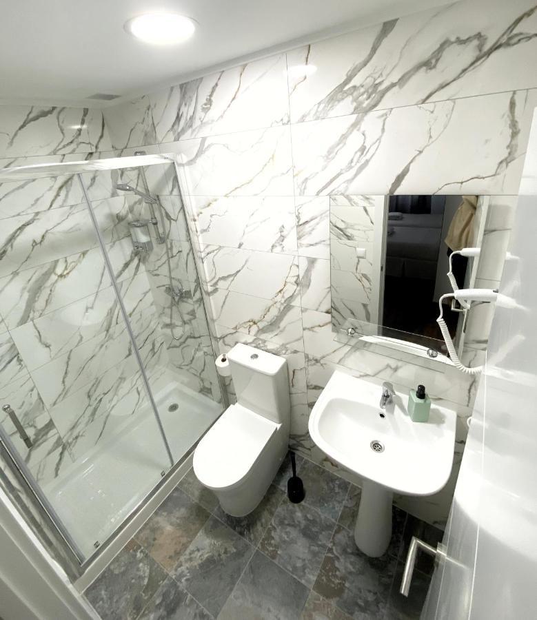 Habitación Triple con baño privado
