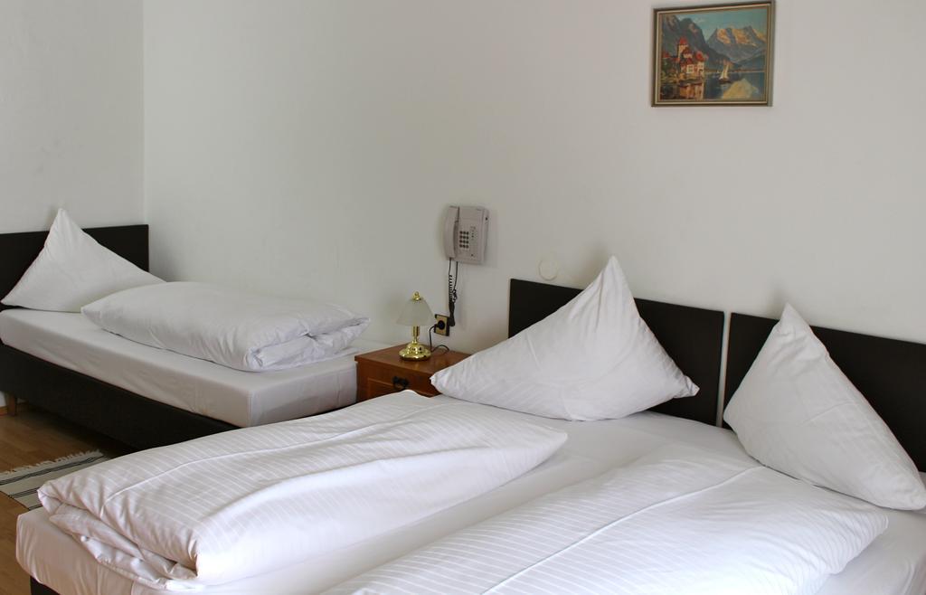 Dreibettzimmer
