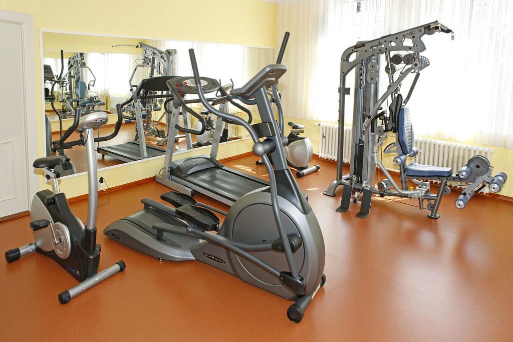 Superior Doppel- oder Zweibettzimmer mit Stadtblick – mit Zugang zum Wellness- und Fitnessbereich