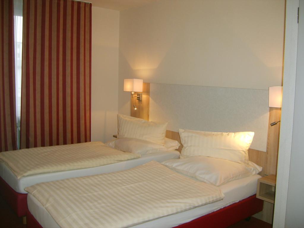 Comfort Single Room,65448424:JPEG