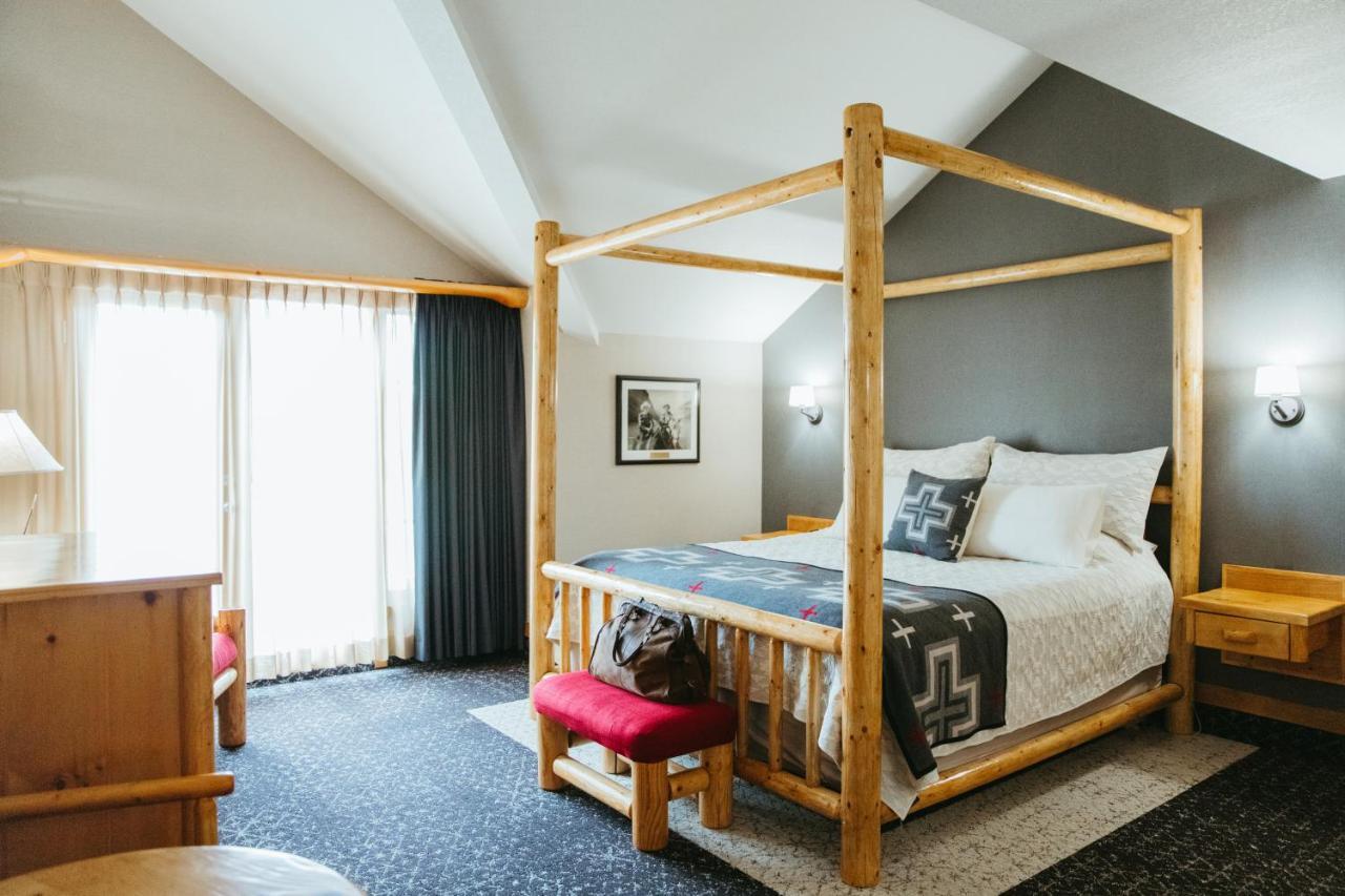 Brewster Suite Non-Pet Friendly