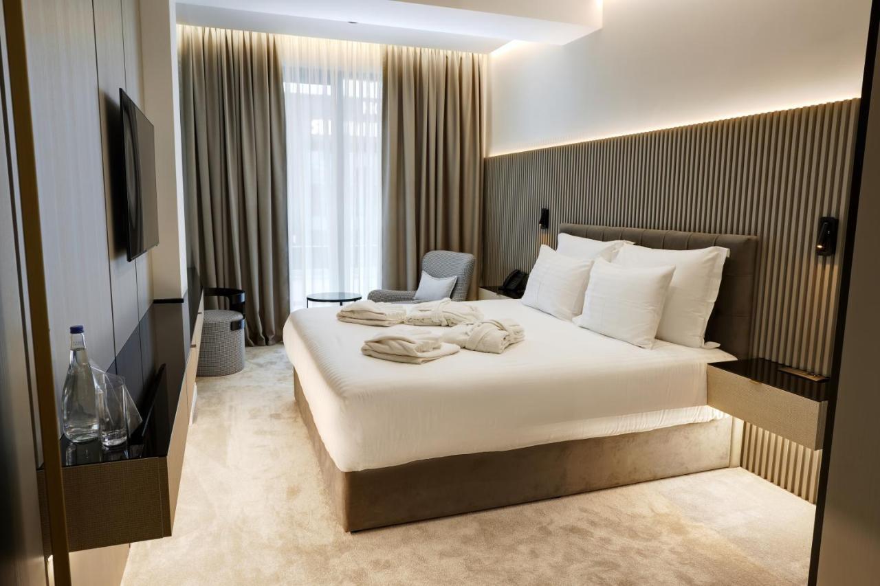Deluxe Doppelzimmer mit Balkon – Nebengebäude, kostenfreier Flughafentransfer