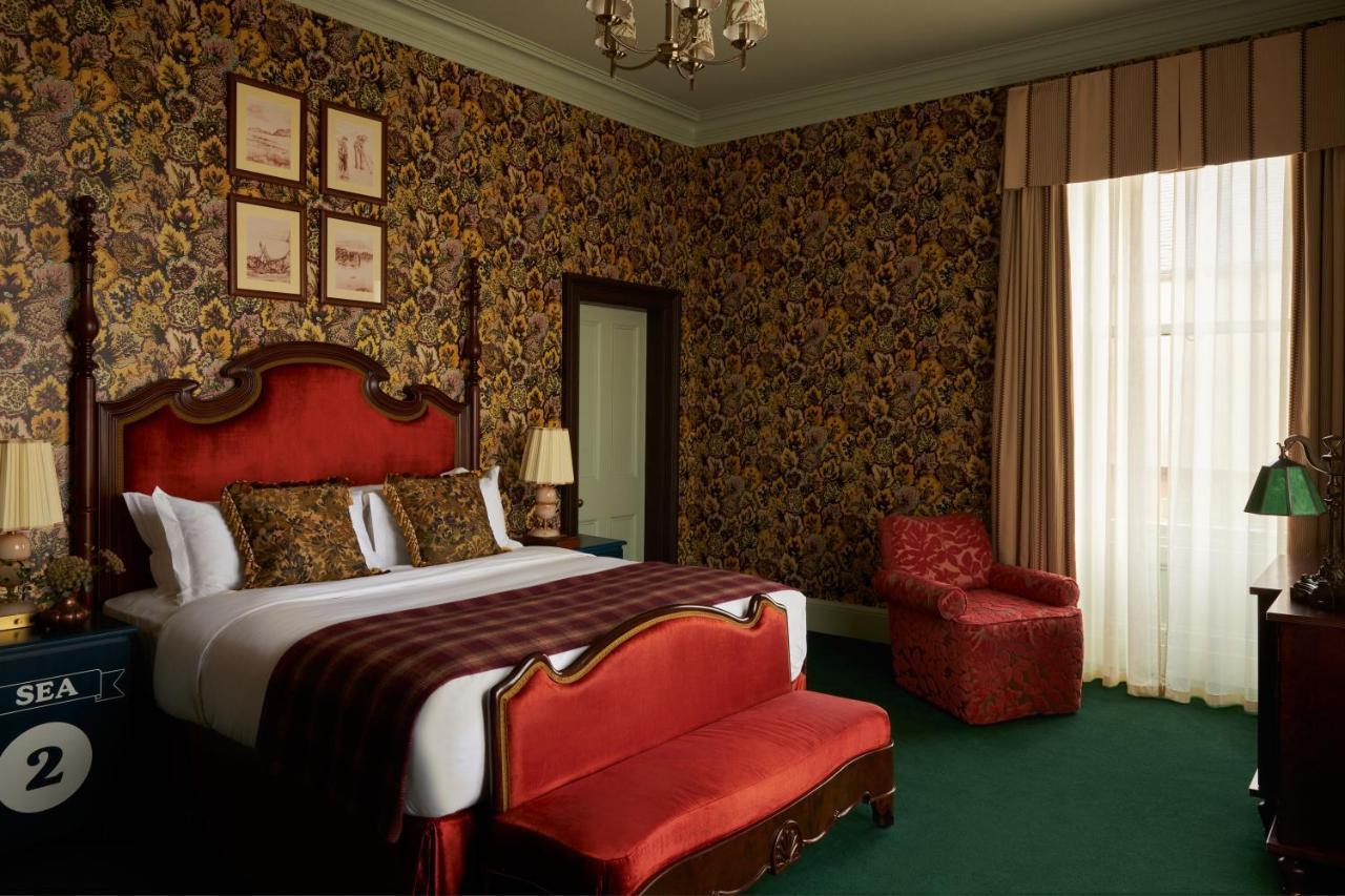 Kamer met Kingsize Bed