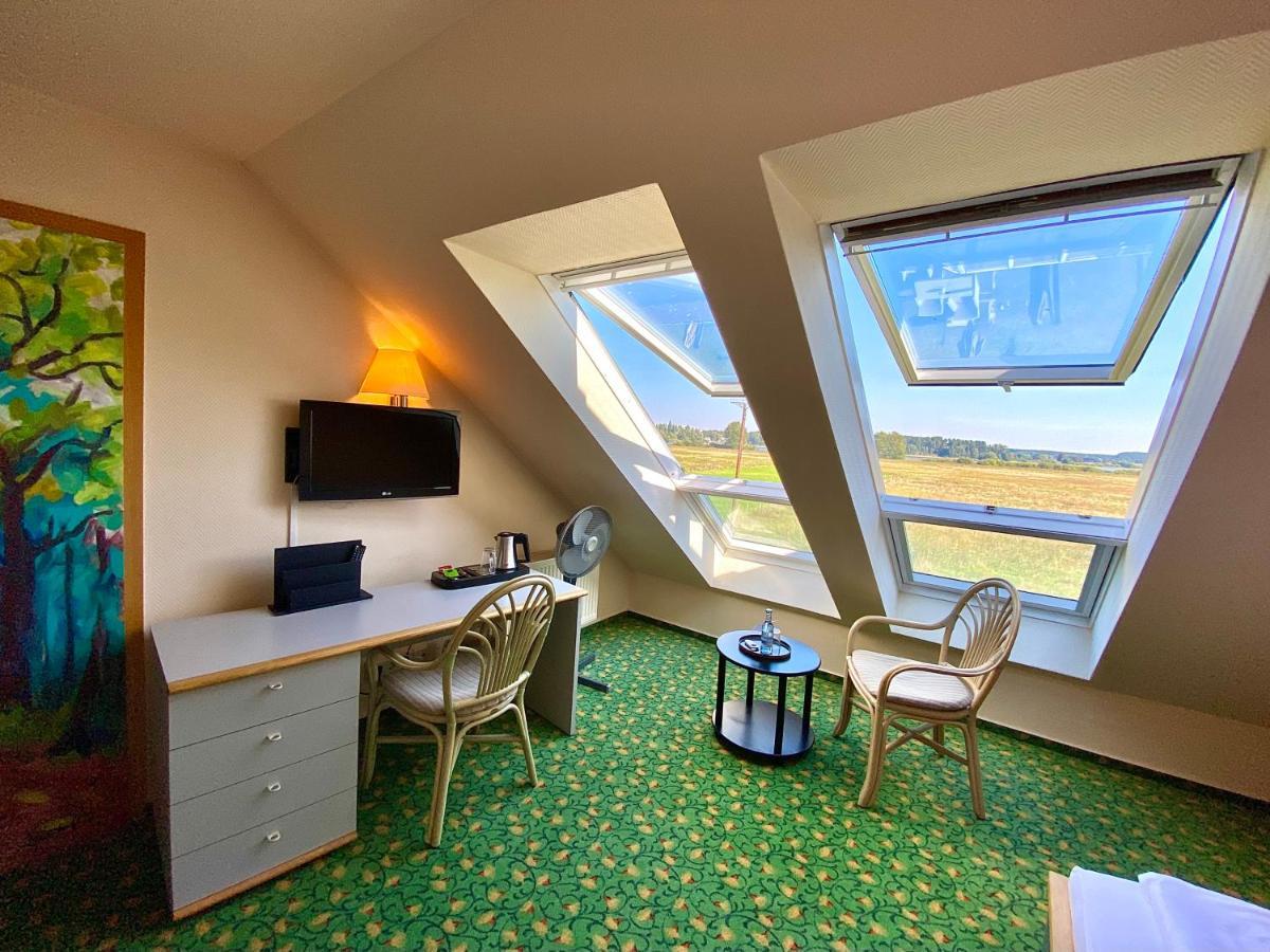 Single Room,1178935591:JPEG