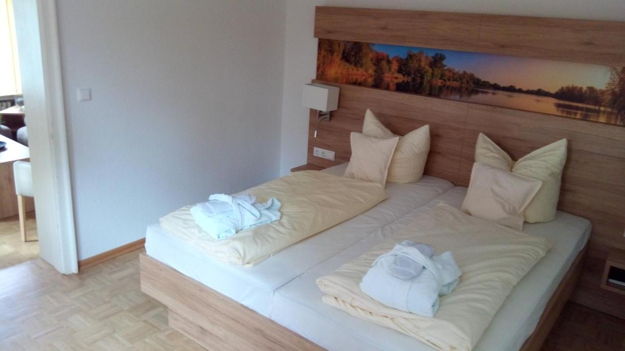Deluxe Doppelzimmer (2 Erwachsene & 1 Kind)
