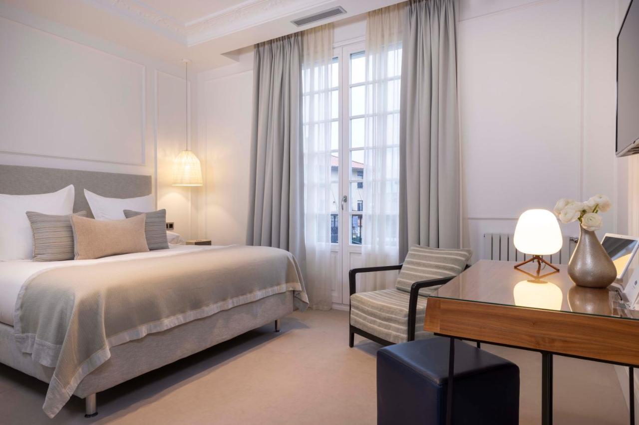 Habitación Doble Grande con balcón