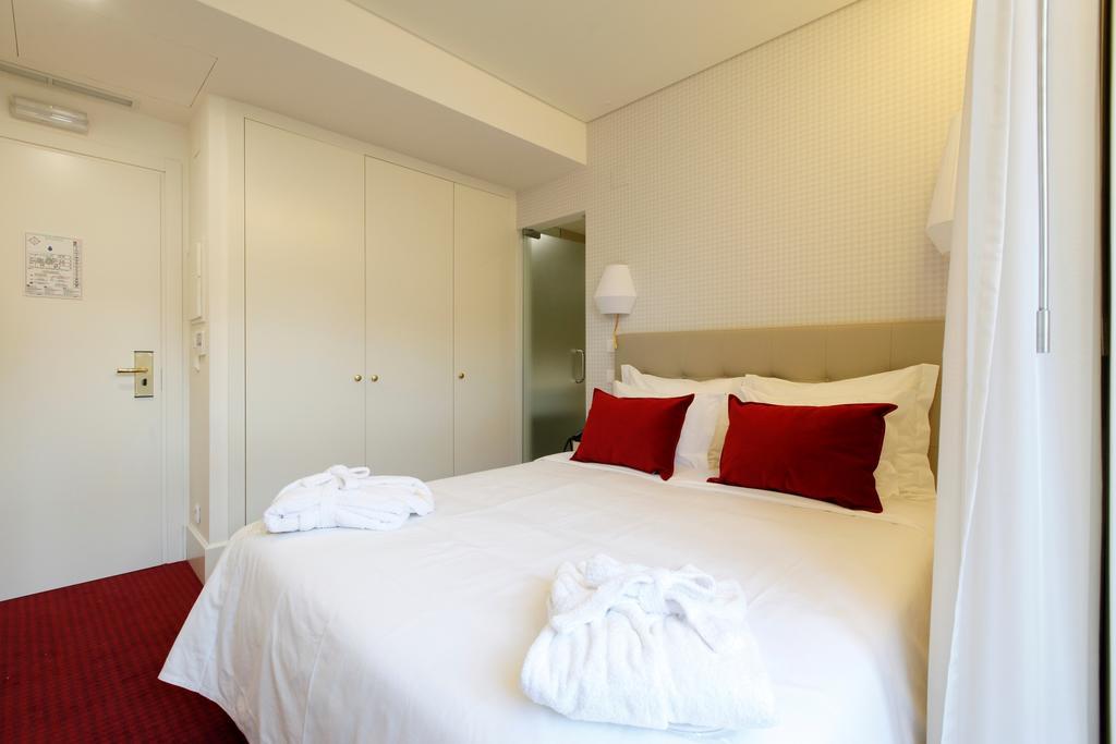 Mini Double or Twin Room with Street View,205872994:JPEG