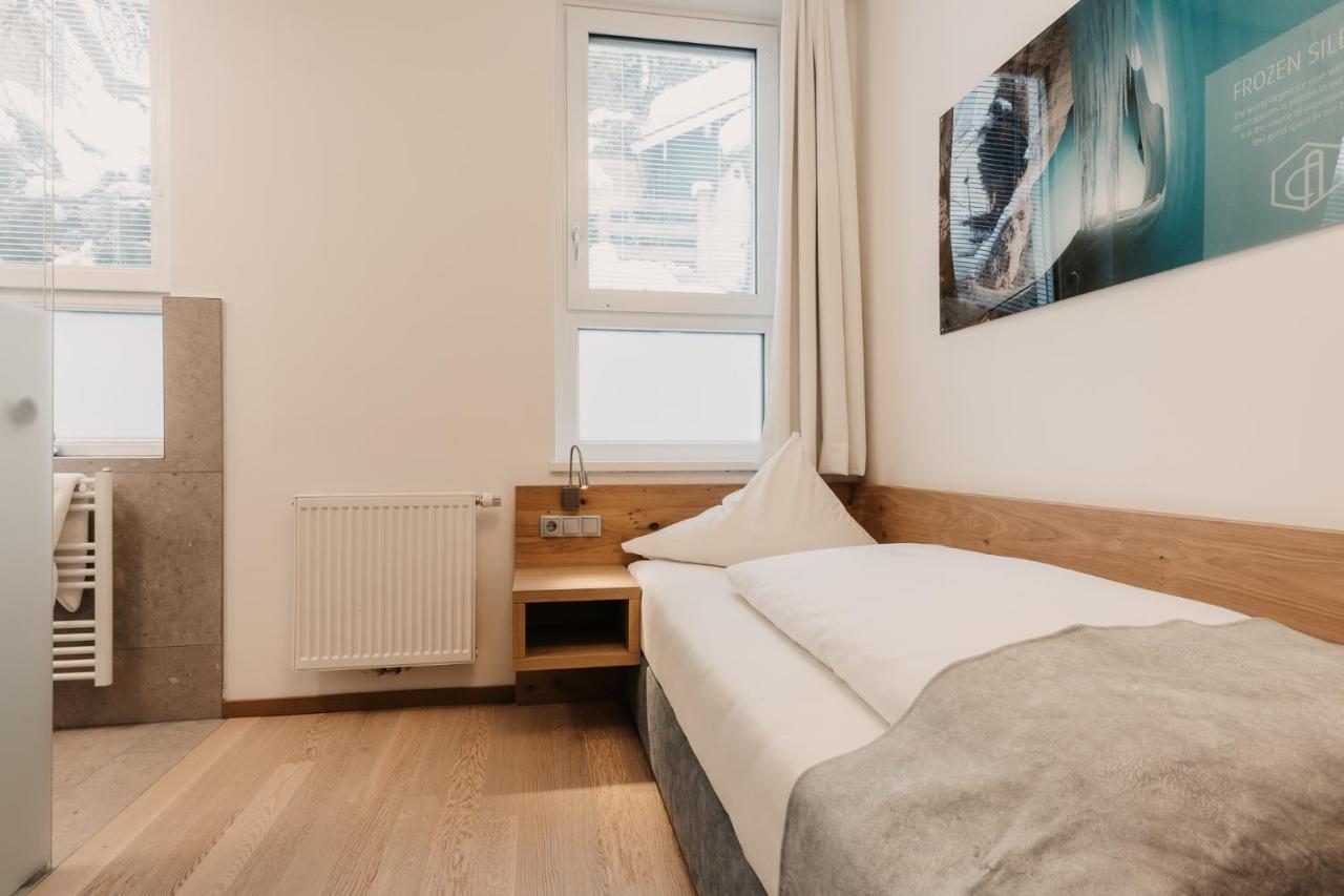 Einzelzimmer -Untergeschoss ohne Balkon